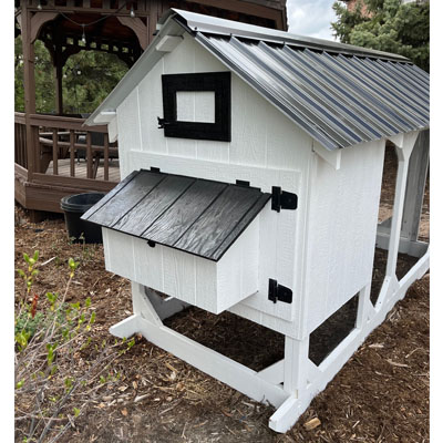 Farmhouse Coop — detail 4