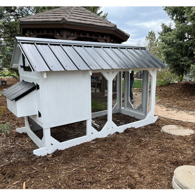 Farmhouse Coop — detail 5