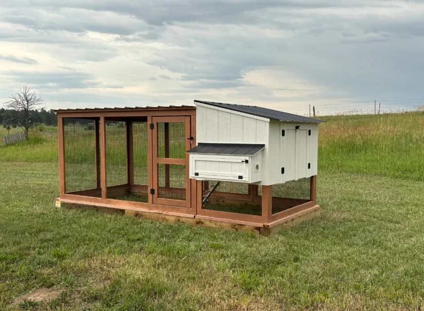 Homesteader Coop — detail 2